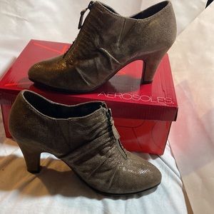 Aerosoles bronze heeled booties